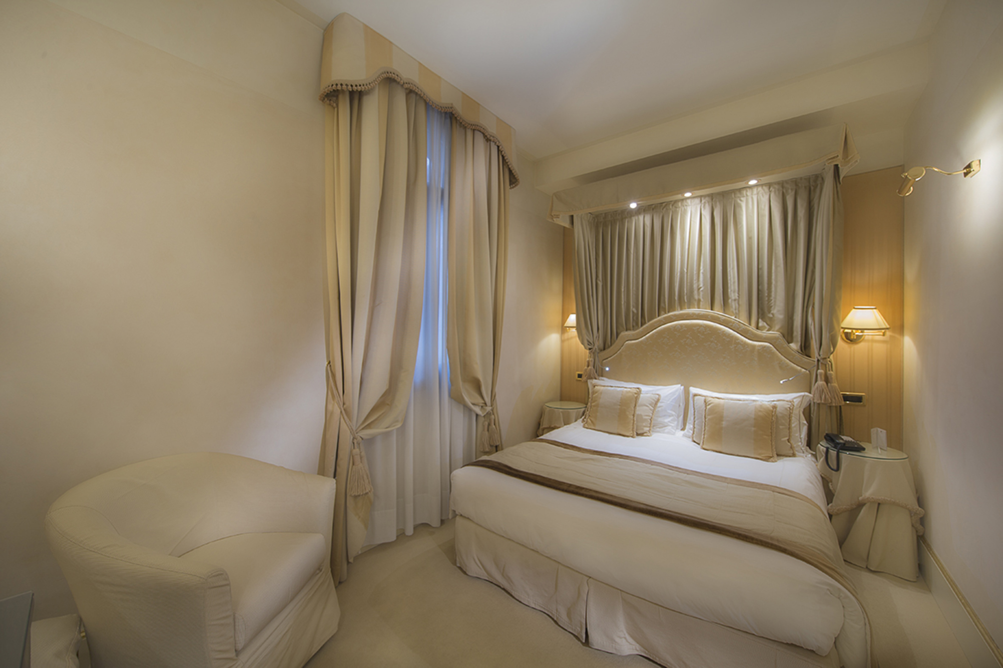 Hotel A La Commedia 1