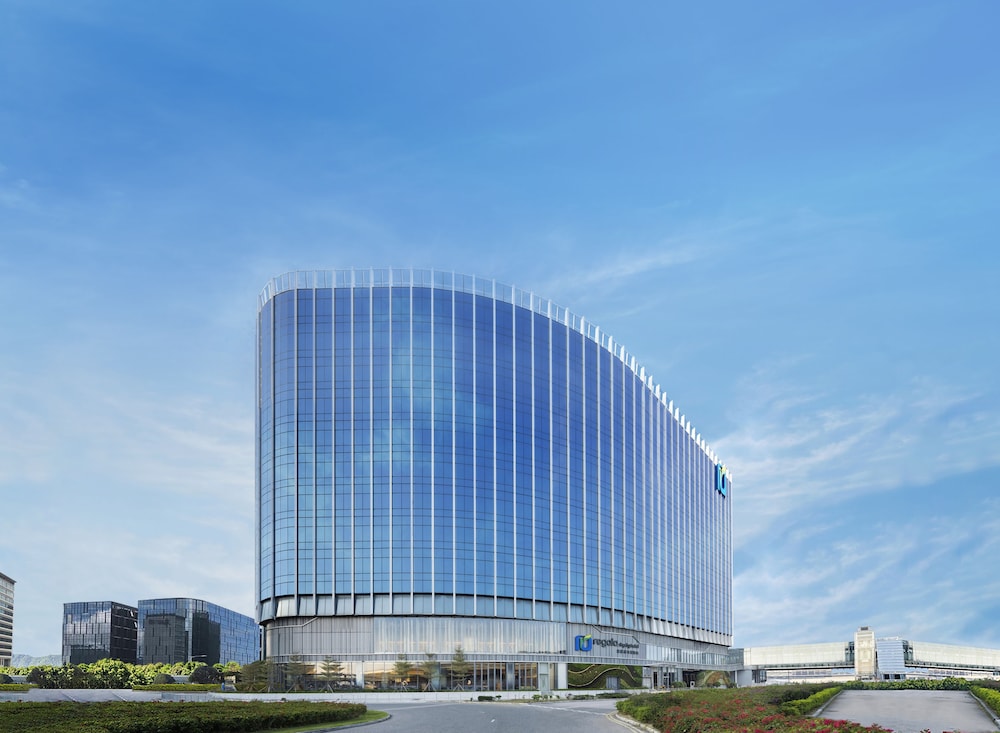 Regala Skycity Hotel by Regal Hotels