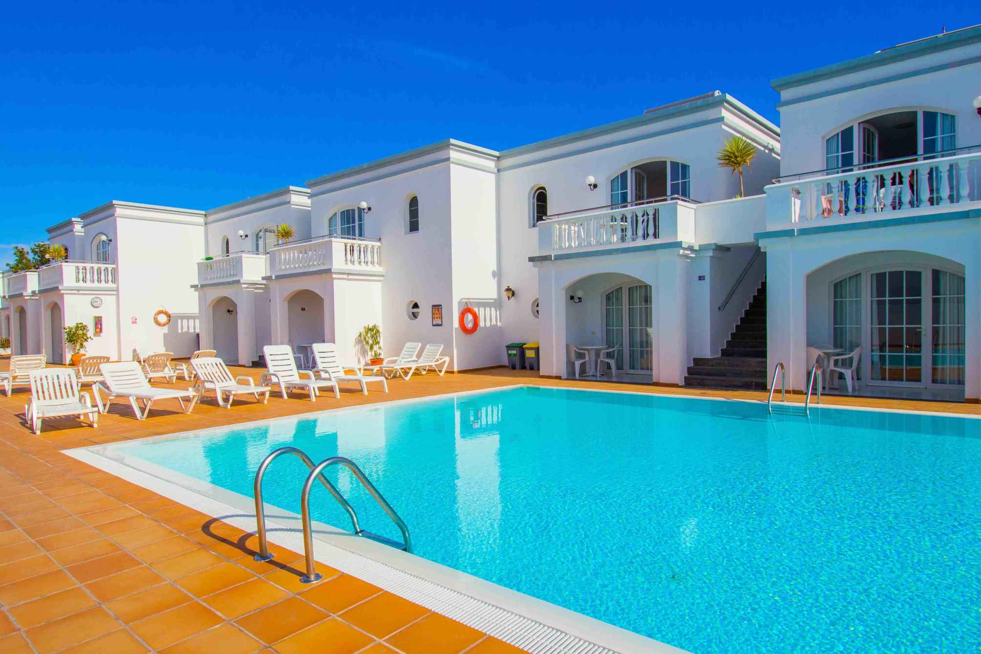 Apartamentos Corona Mar- Select Adults 2
