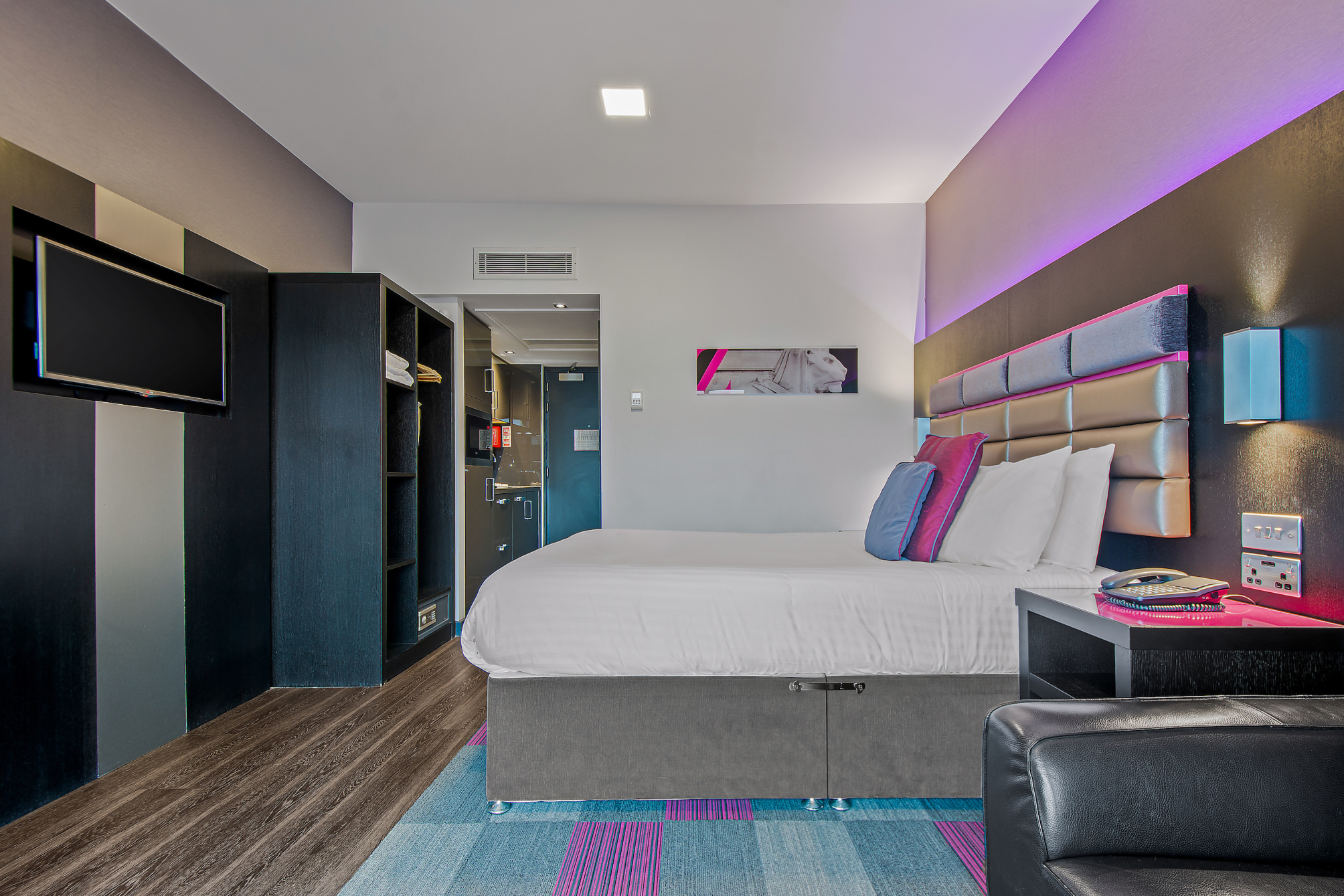 Roomzzz Nottingham City 2