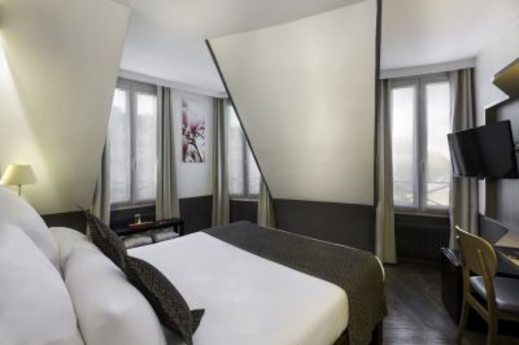 Contact Hotel Alize Montmartre 1