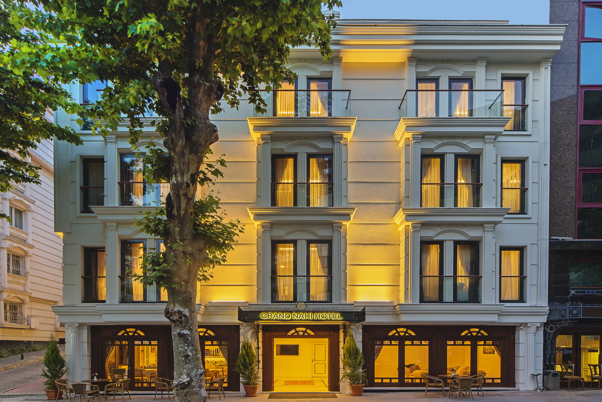 Grand Naki Hotel 1