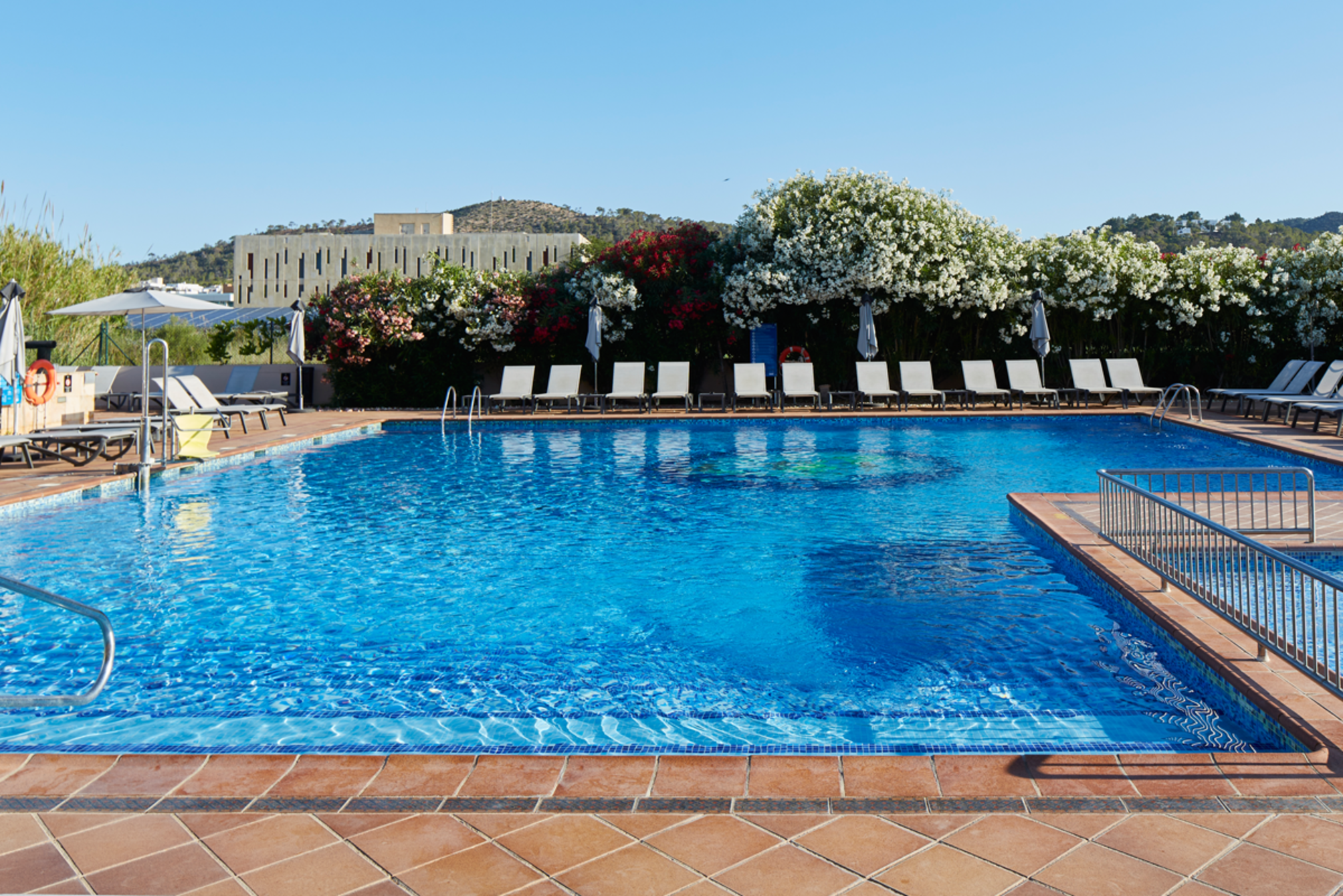 Invisa Hotel Es Pla - Adults Only 2