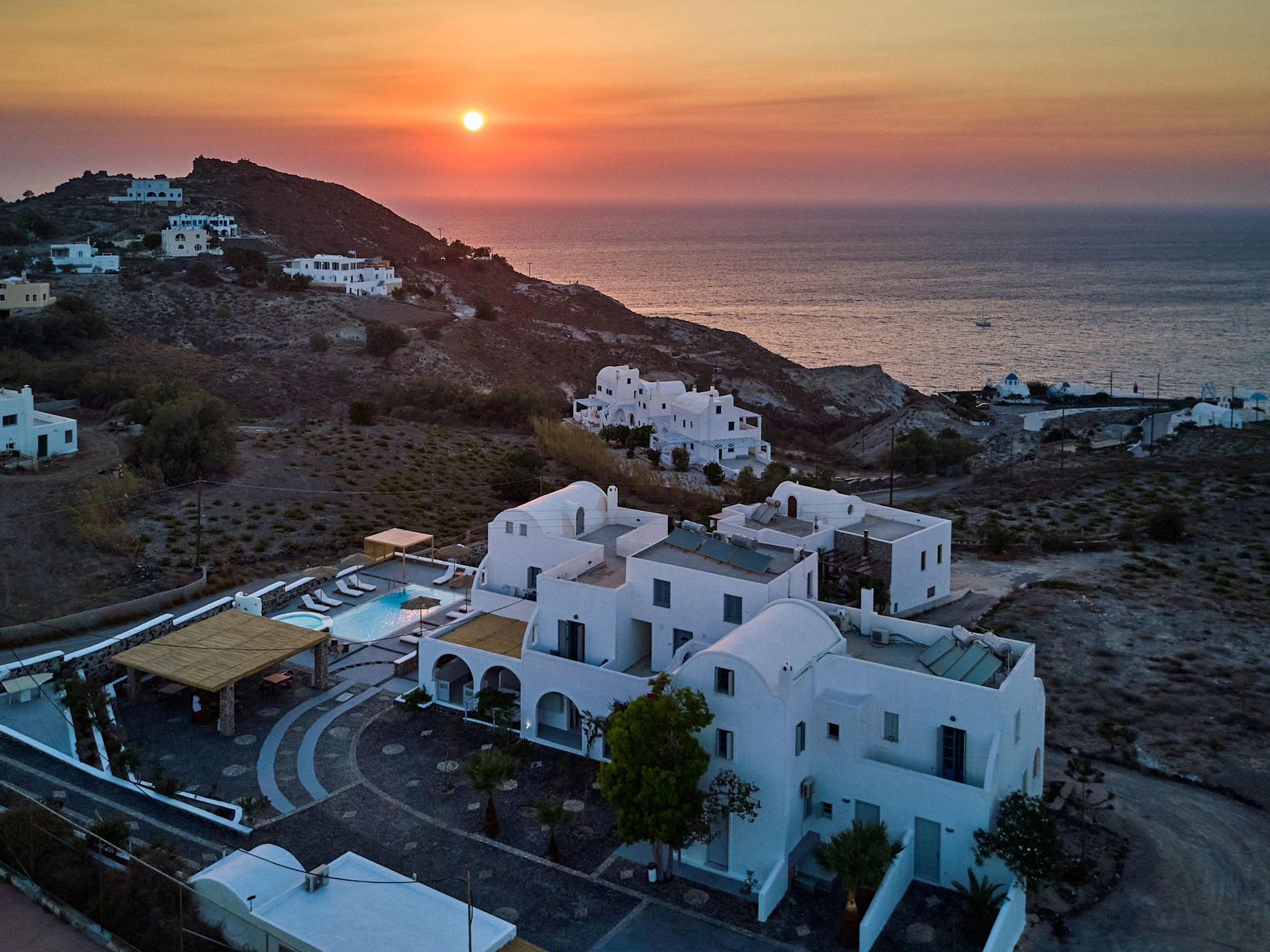 Nuvia Suites 2