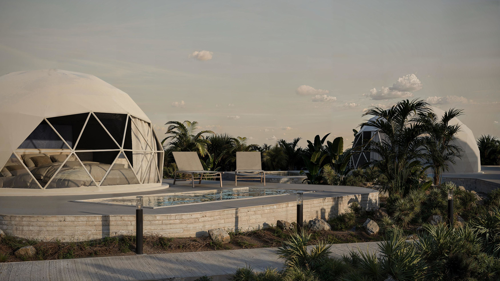 Emerald Oasis Glampotel 1