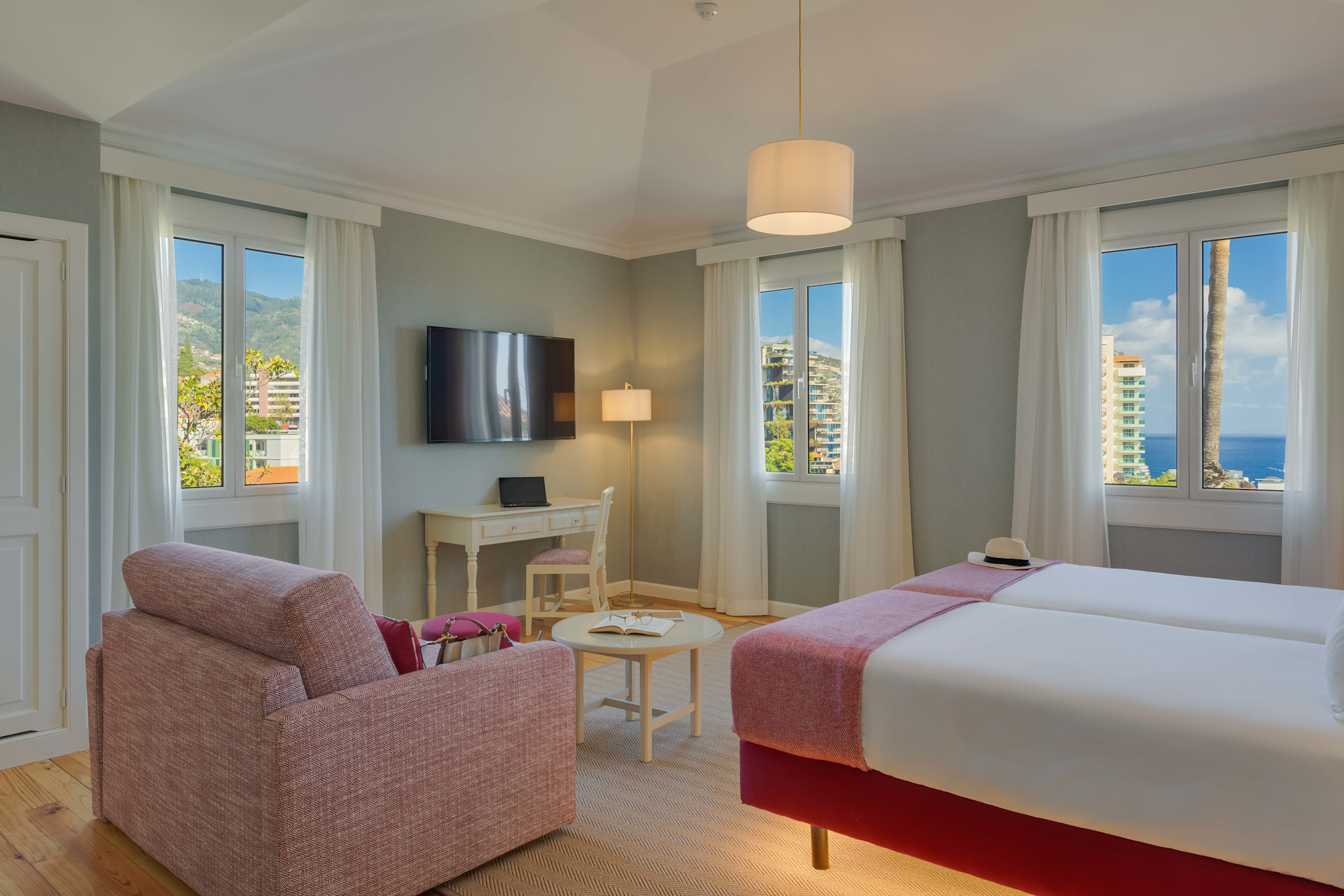Junior Suite con Vista mare Parziale