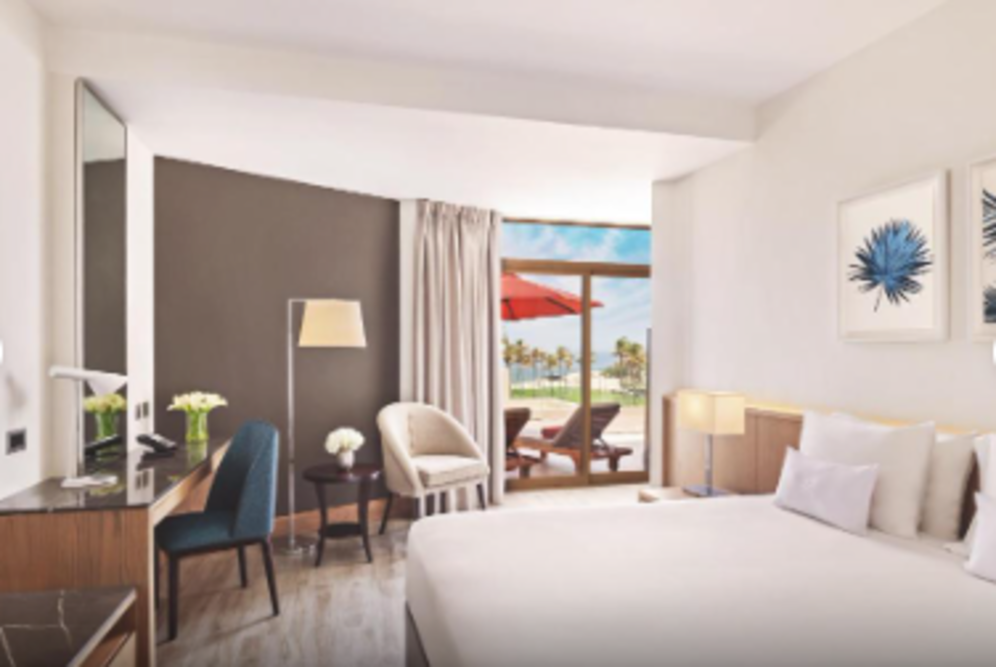 Deluxe Sea View Splash Park, Beach Access & Free Shuttle to Shopping Malls