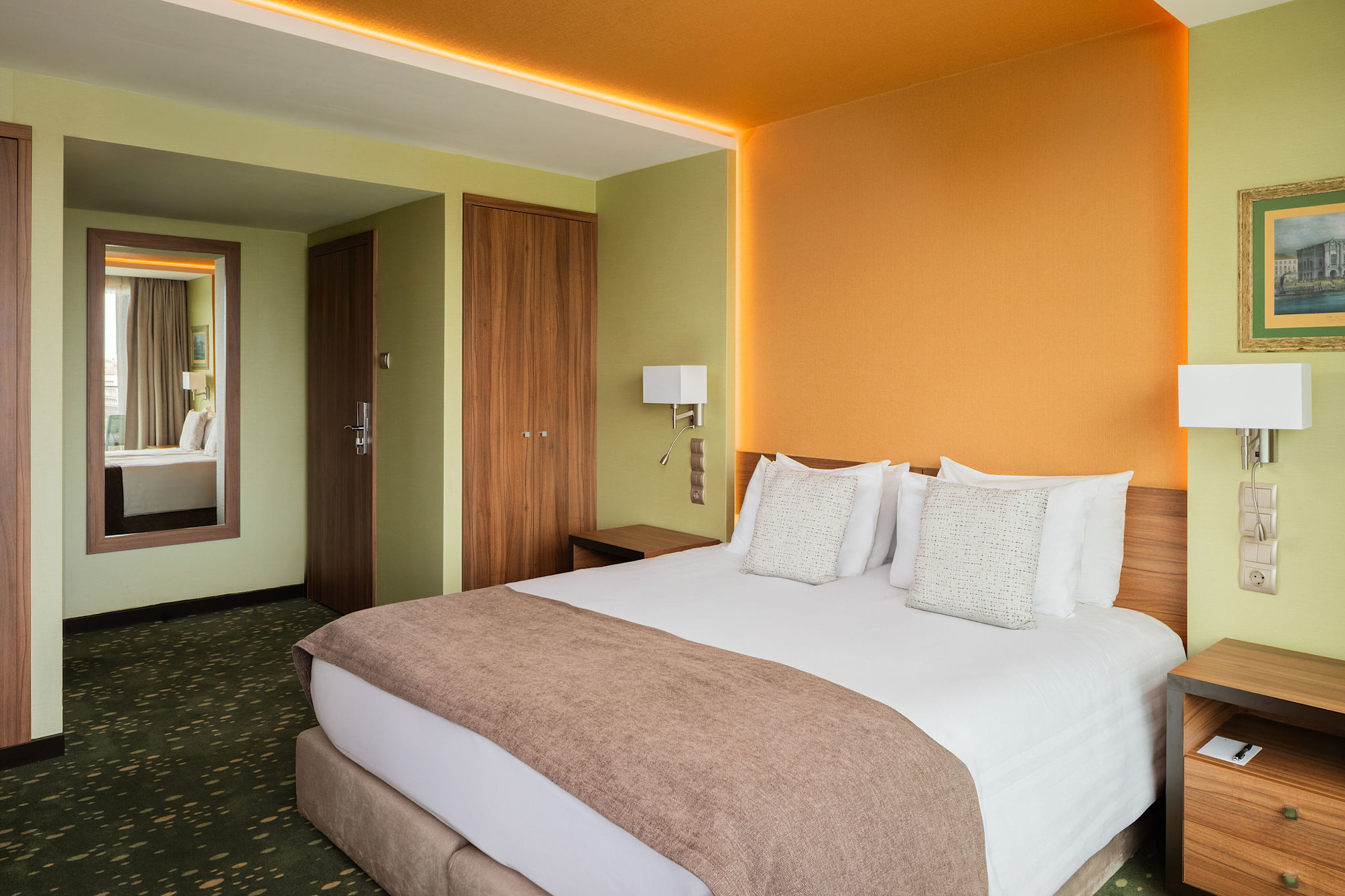 Zweibett-/Doppelzimmer mit Flussblick
