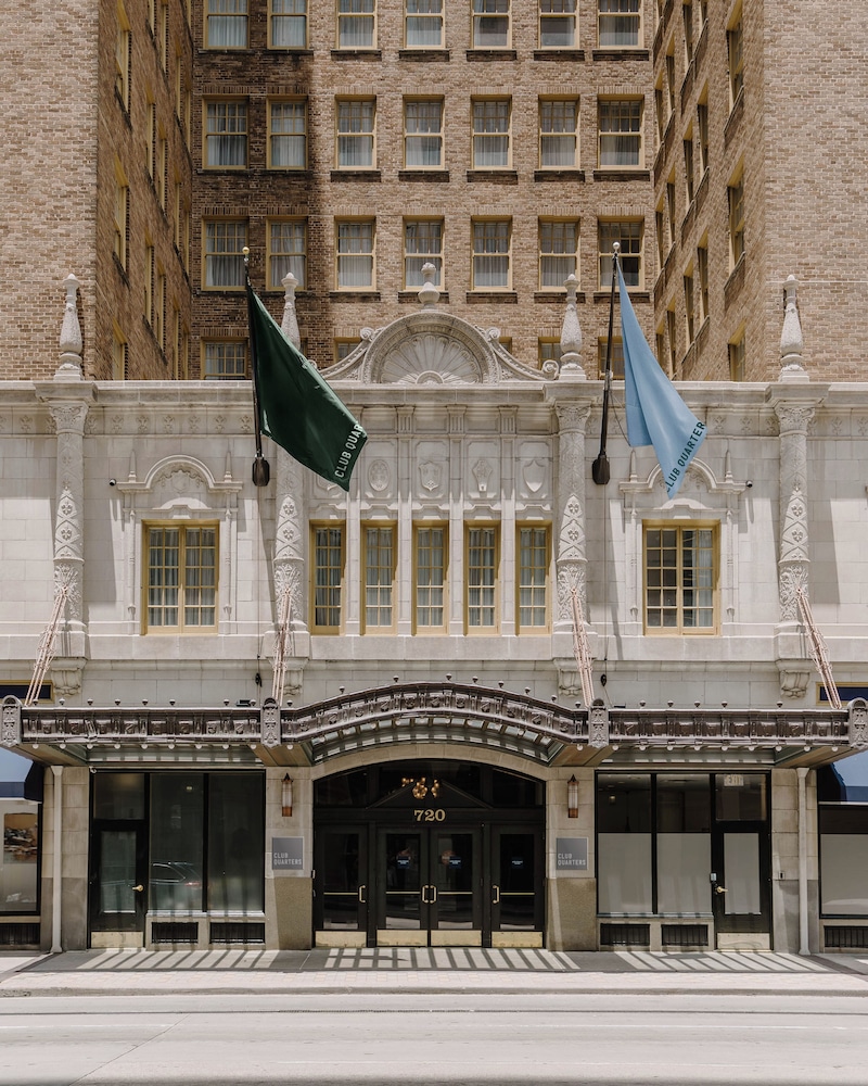 Club Quarters Hotel Downtown, Houston