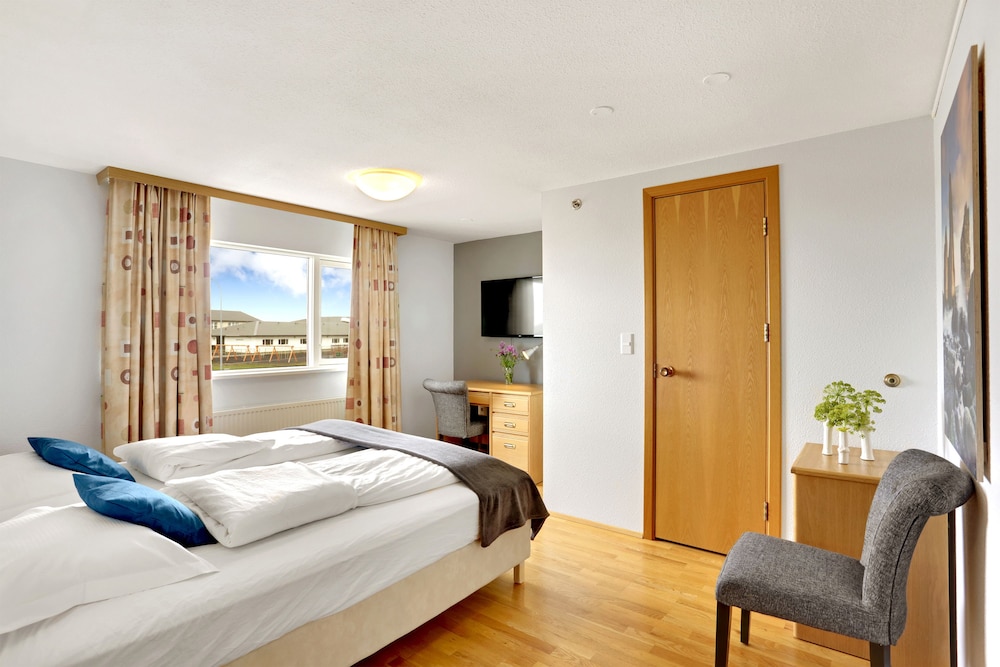 Eldey Airport Hotel