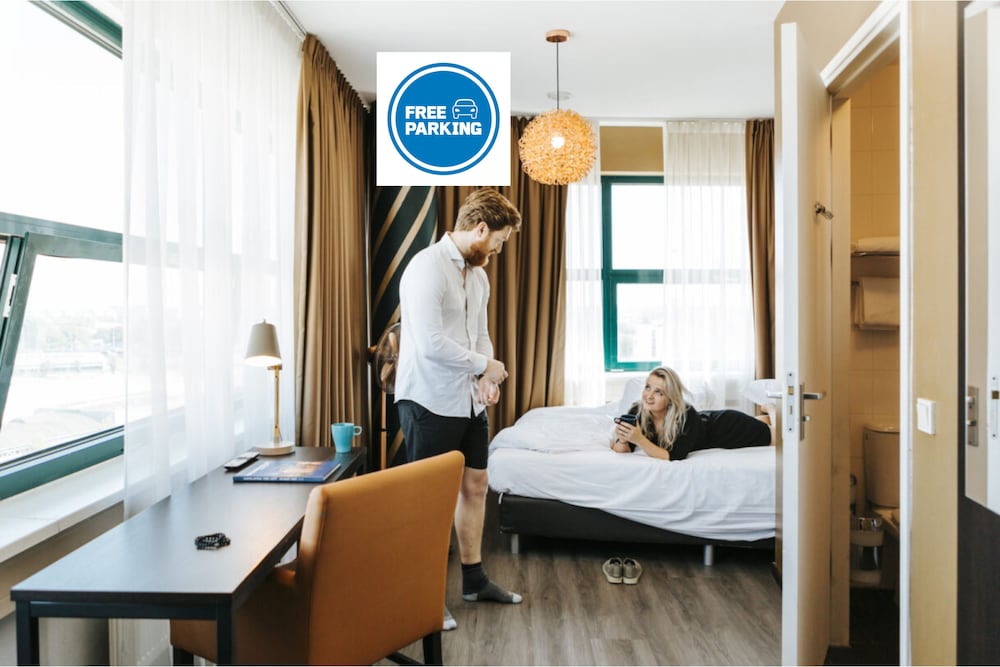 The Hague Teleport Hotel – Free Parking