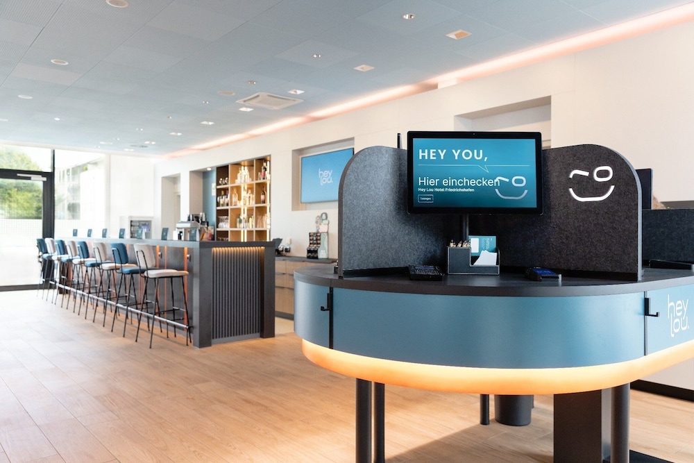 Schweiz – Österreich – Hey Lou Hotel Friedrichshafen