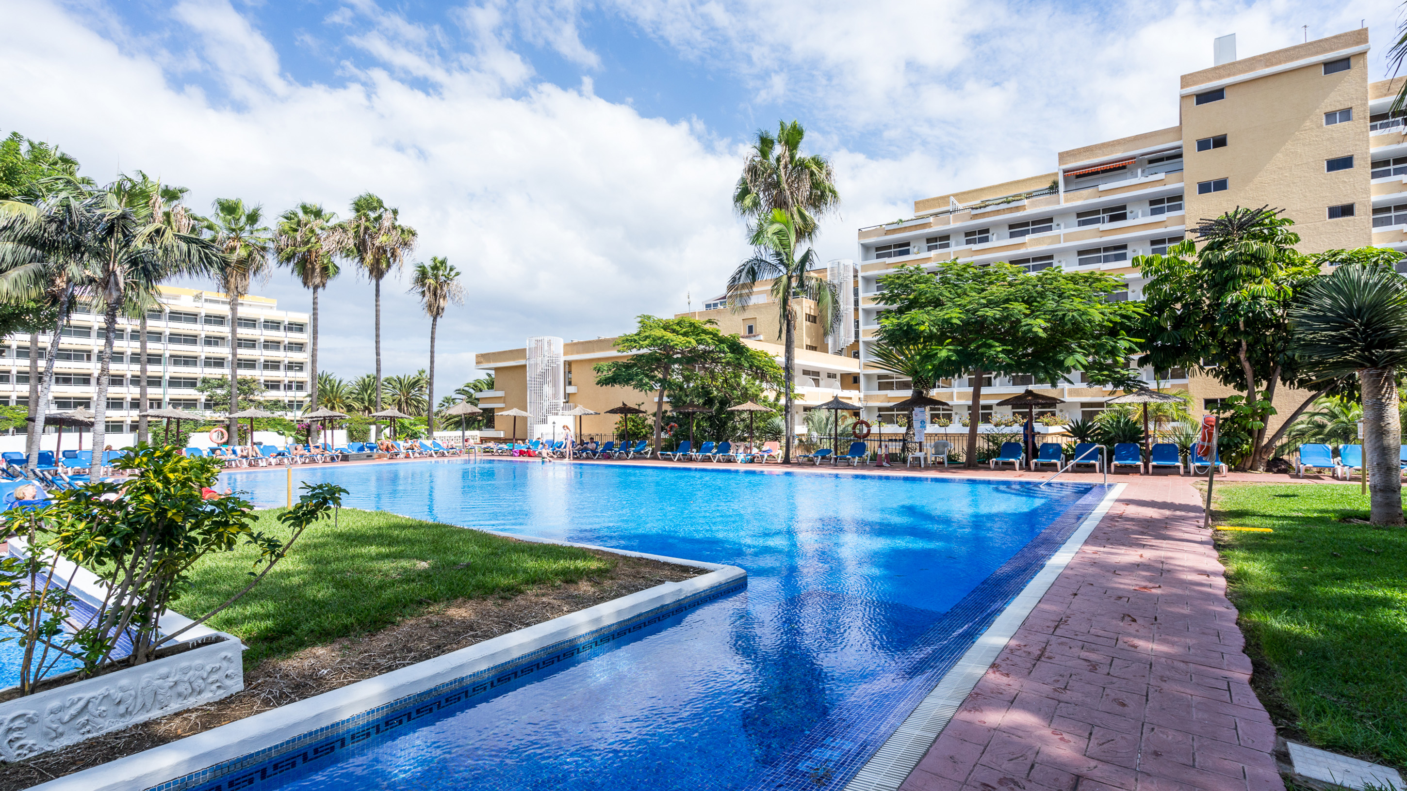 Complejo BLUESEA Puerto Resort compuesto por Hotel Canarife y Bonanza Palace