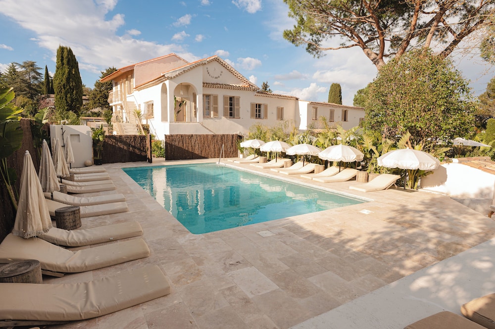 Tropez, Frankreich – Auberge TAO