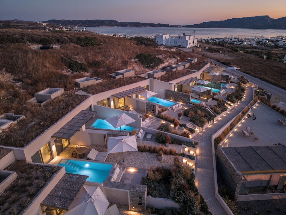Solus Suites