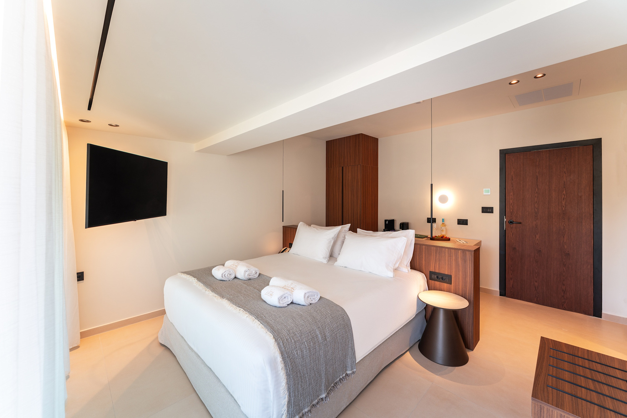 Deluxe Doppelzimmer mit Poolblick