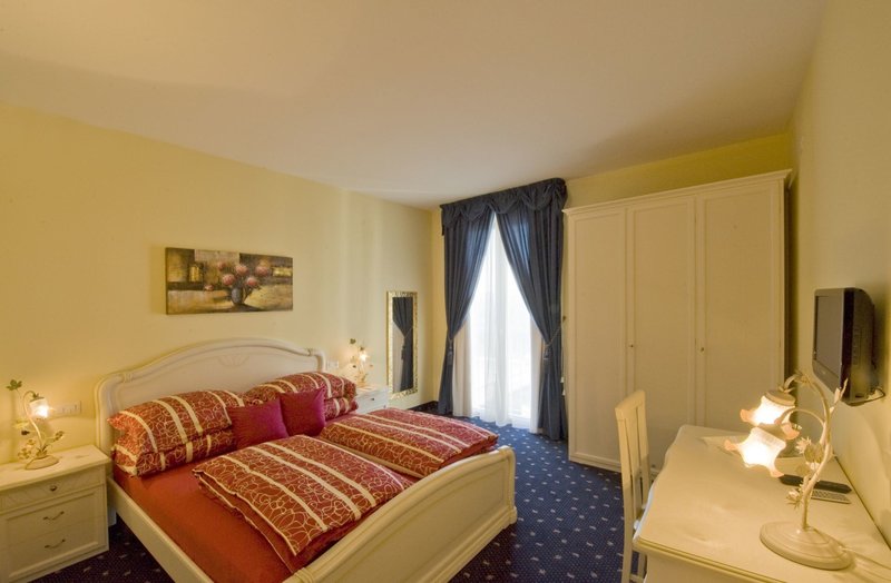 Borgo dei Poeti Romantik Hotel