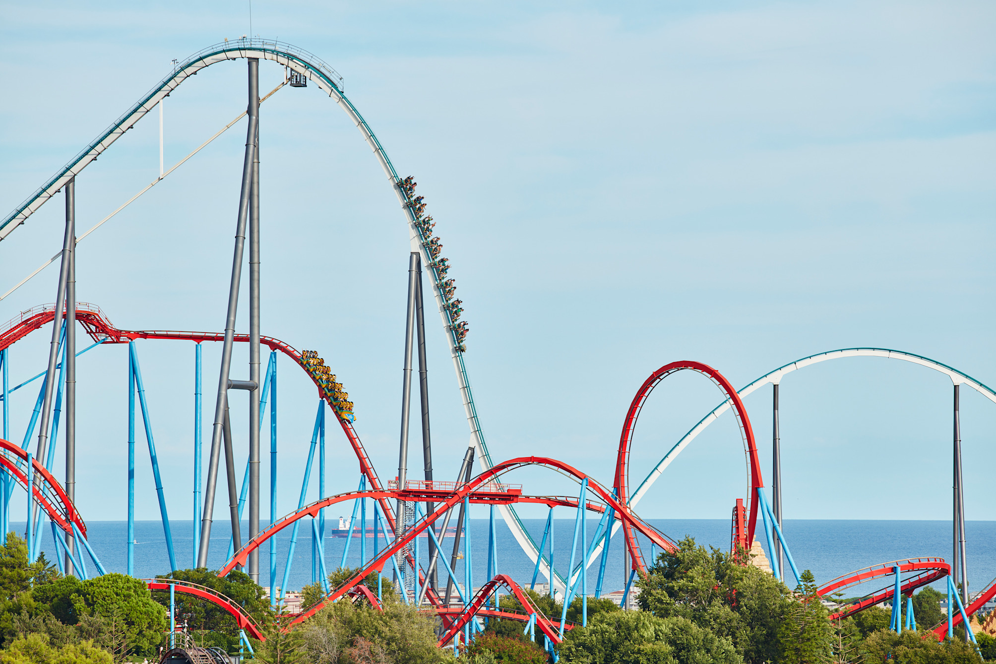 PortAventura Hotel Roulette - Includes unlimited access to PortAventura Park & 1 access to Ferrari Land 1