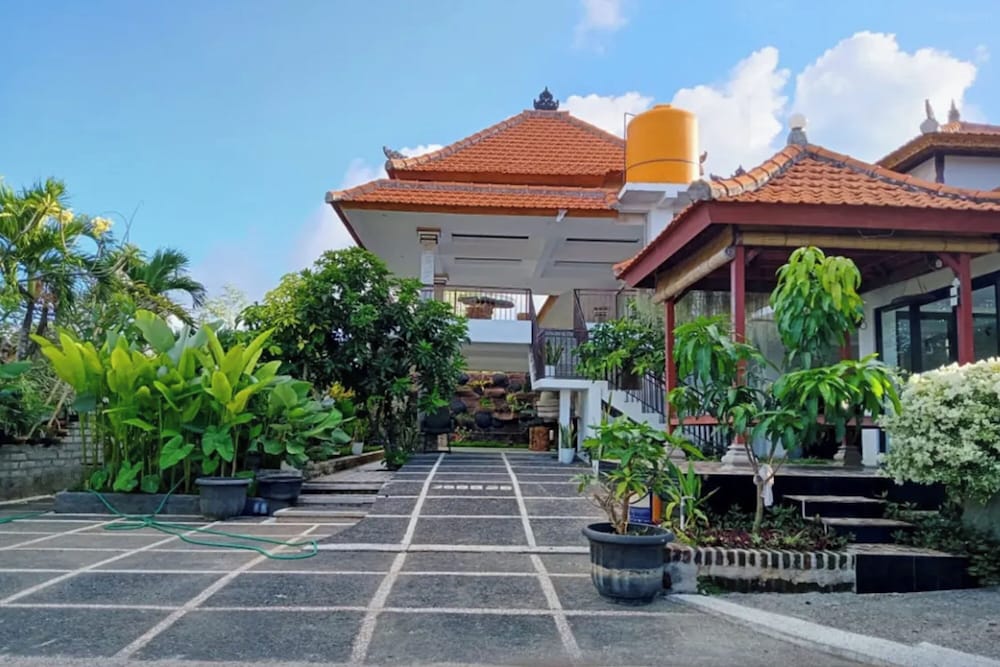 Umah Dayuh Uluwatu