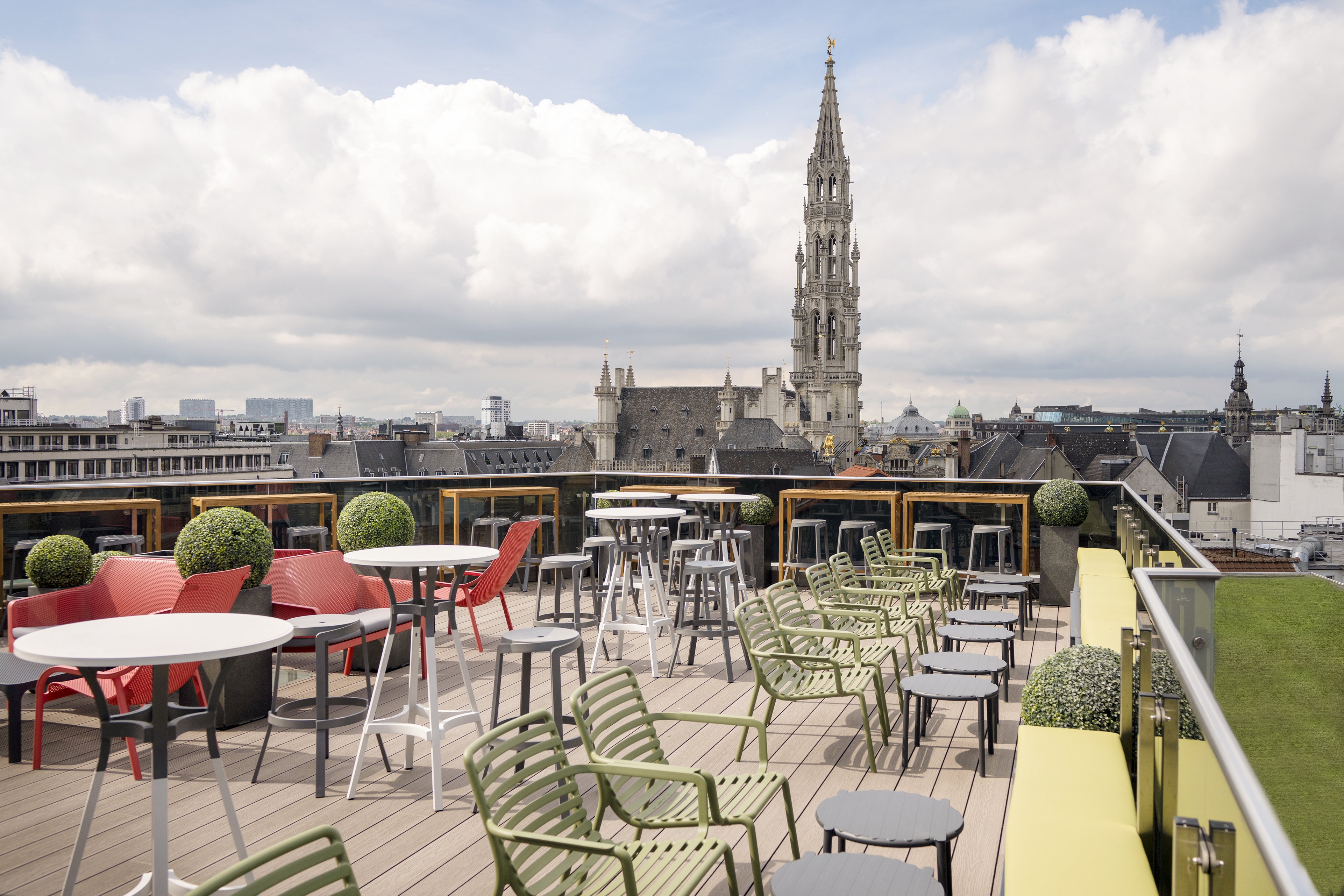 Warwick Grand-Place Brussels 1