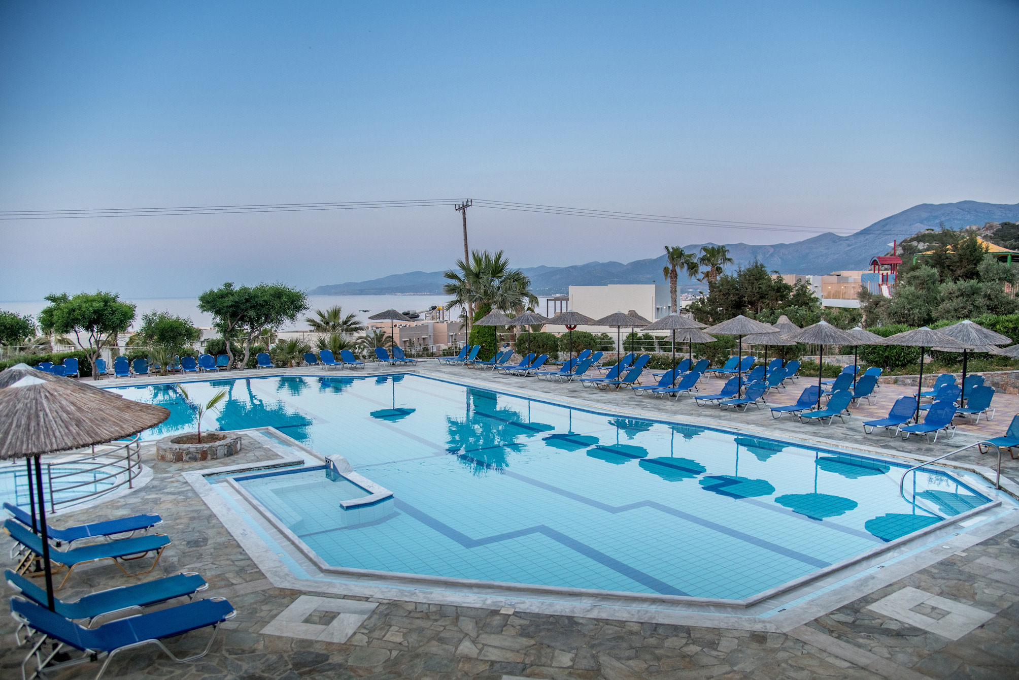 Semiramis Village Hotel 1