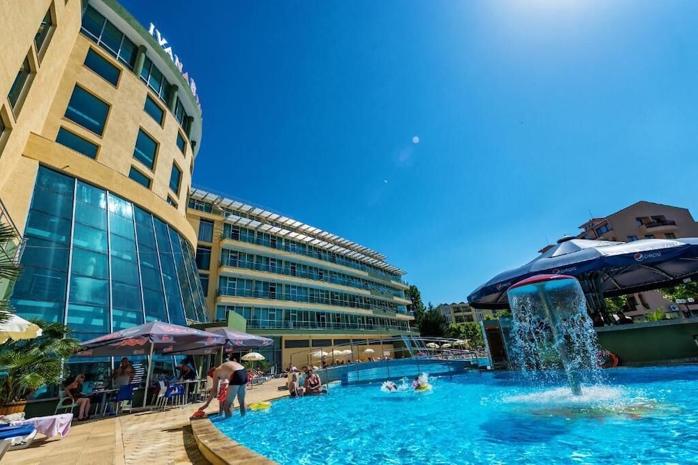 Ivana Palace Hotel – Free Parking