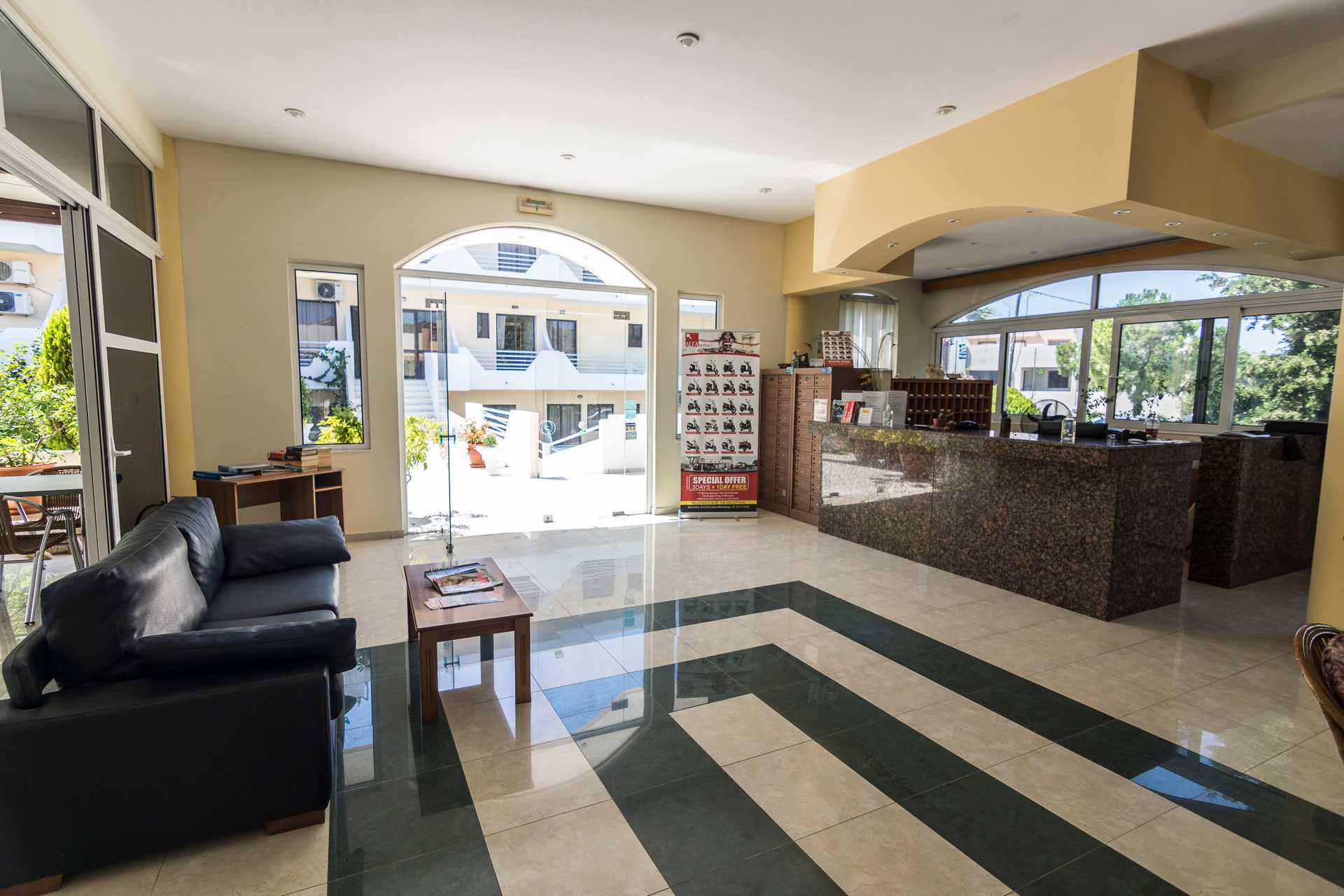 Tivoli Hotel 1