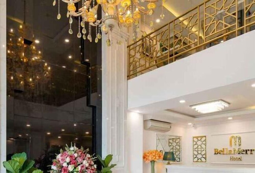 Bella Merry Hotel and Apartment – 100M To The My Khe Beach