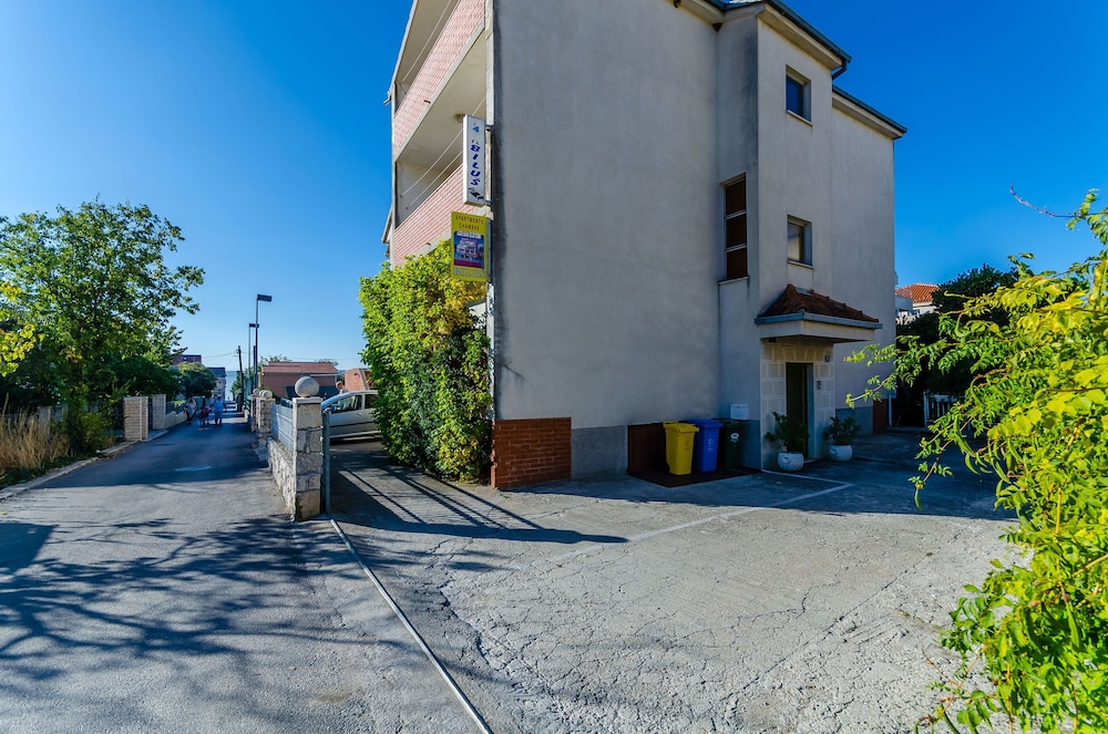 Apartments Ante