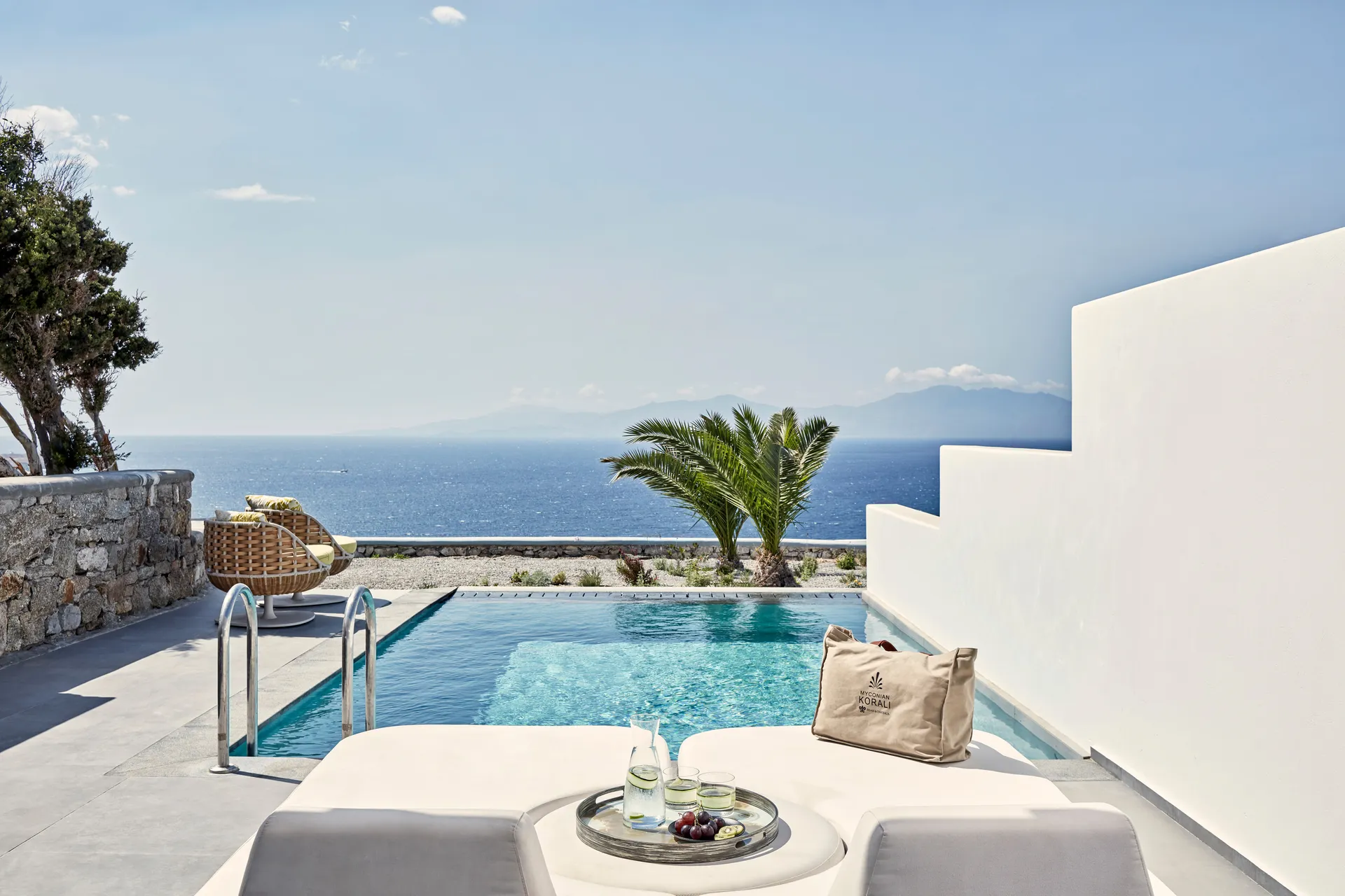Myconian Korali Relais & Chateaux 1