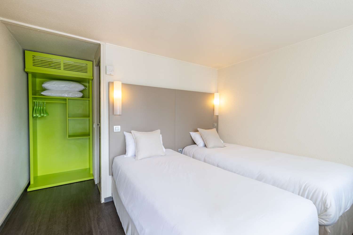 Chambre avec 2 lits