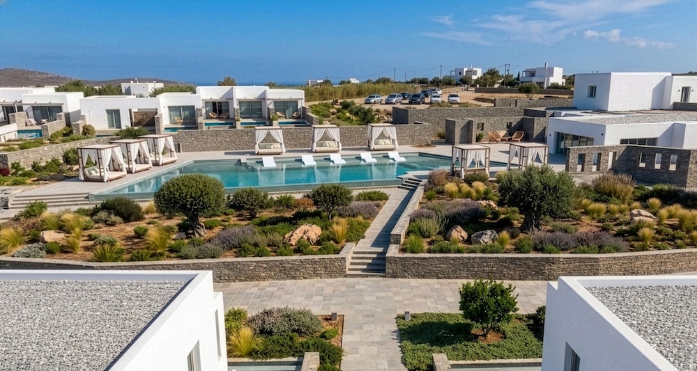 Oroséa Paros – Adults Only