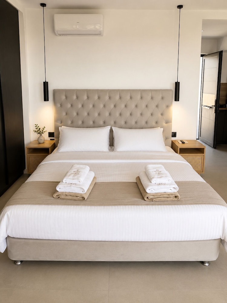 Mat Suites