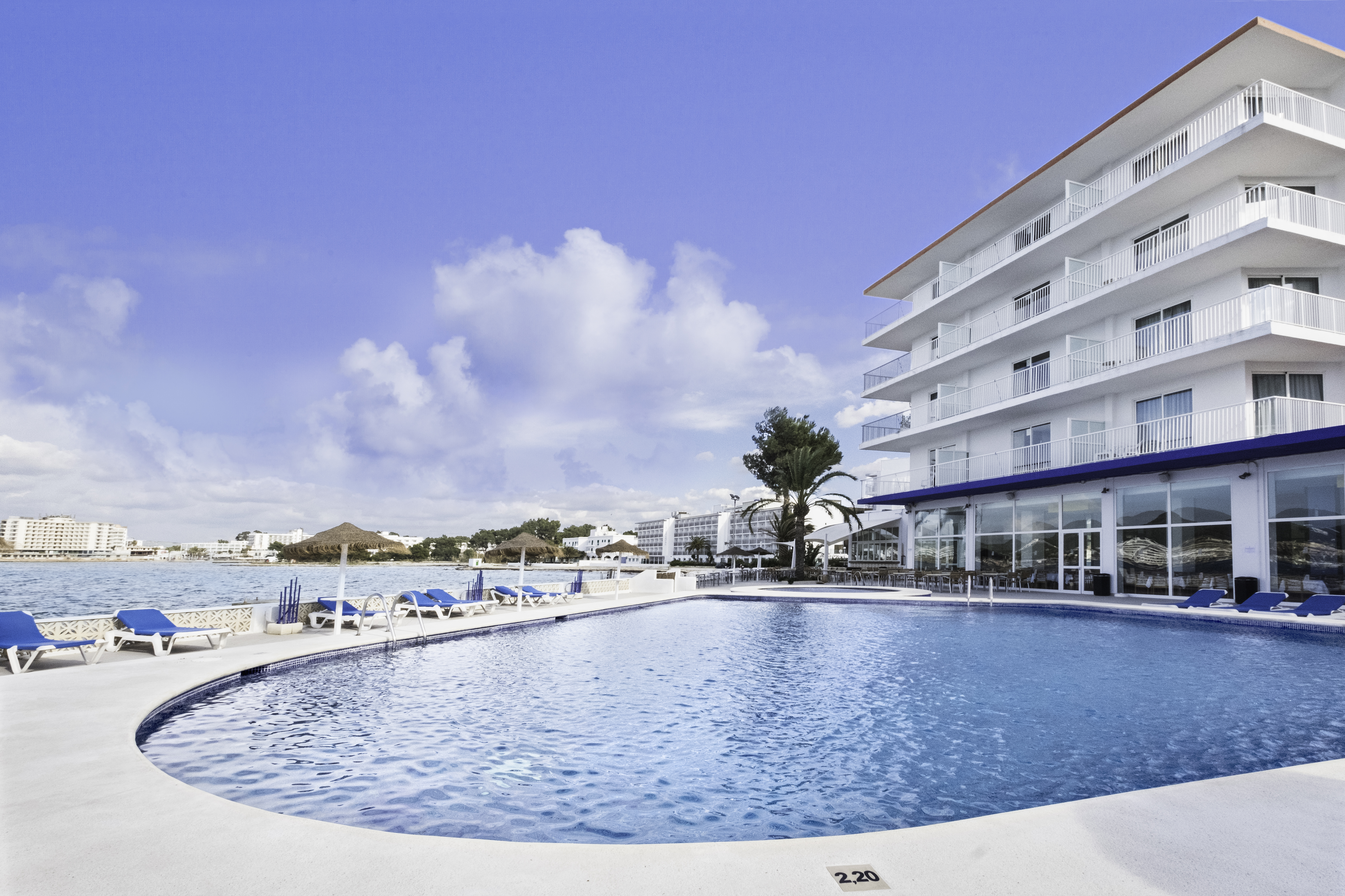 azuLine Hoteles Mar Amantis & II