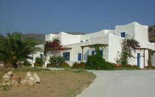 Paradise Apartments Studios