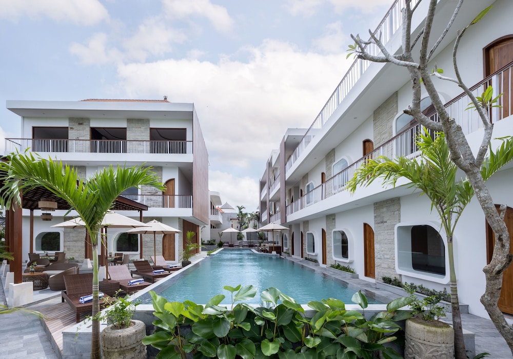 La Tropica Canggu Bali By Kanaya Hospitality