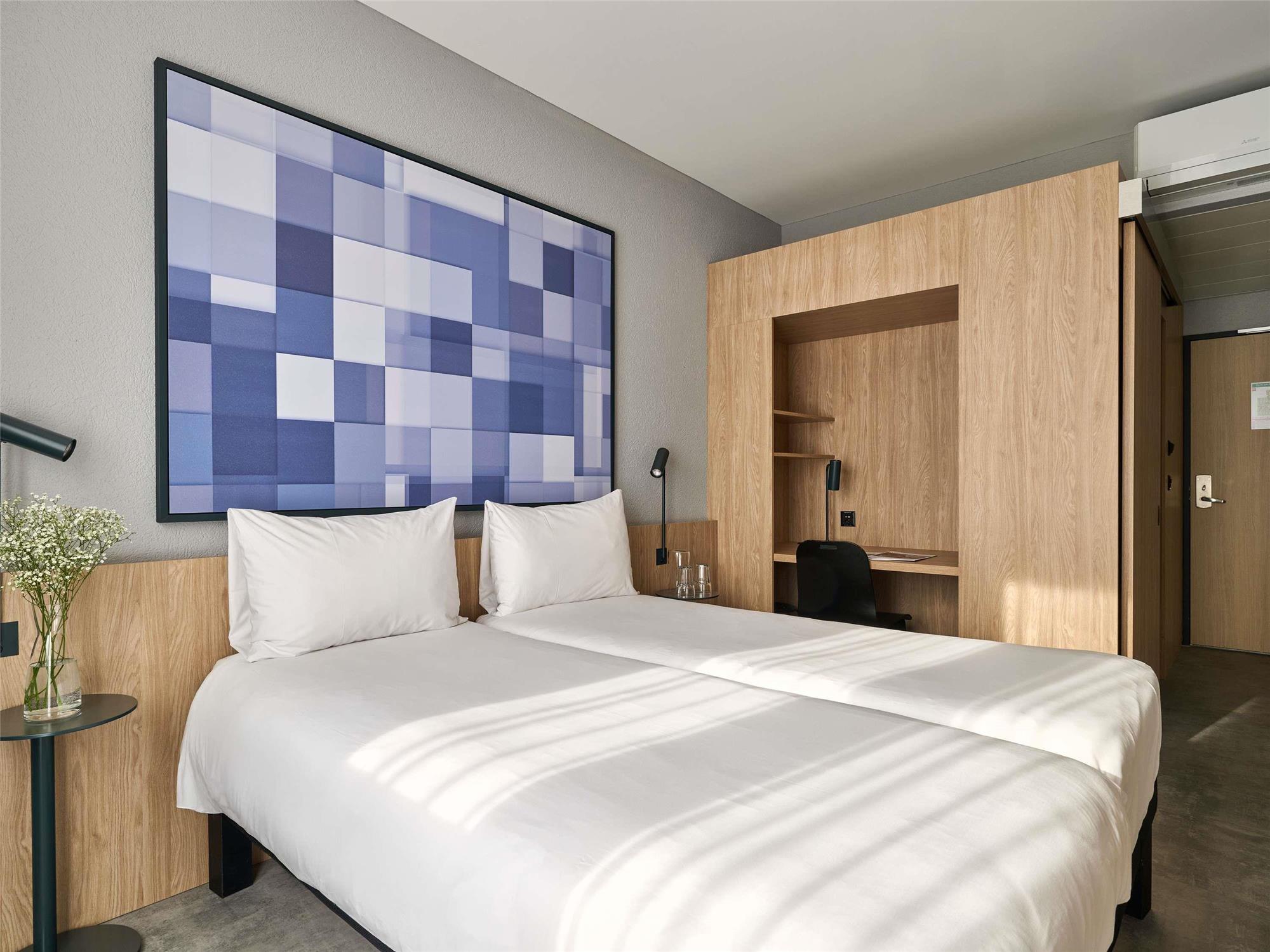 Standard Zimmer mit Balkon