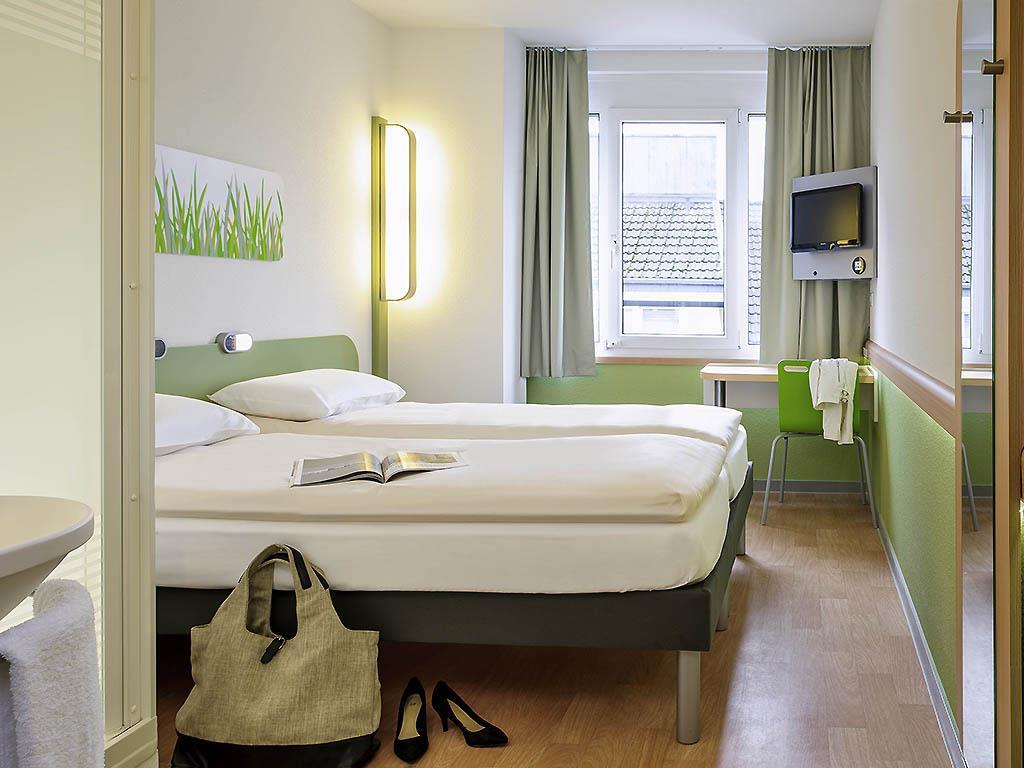 Zimmer mit 2 einzelbetten