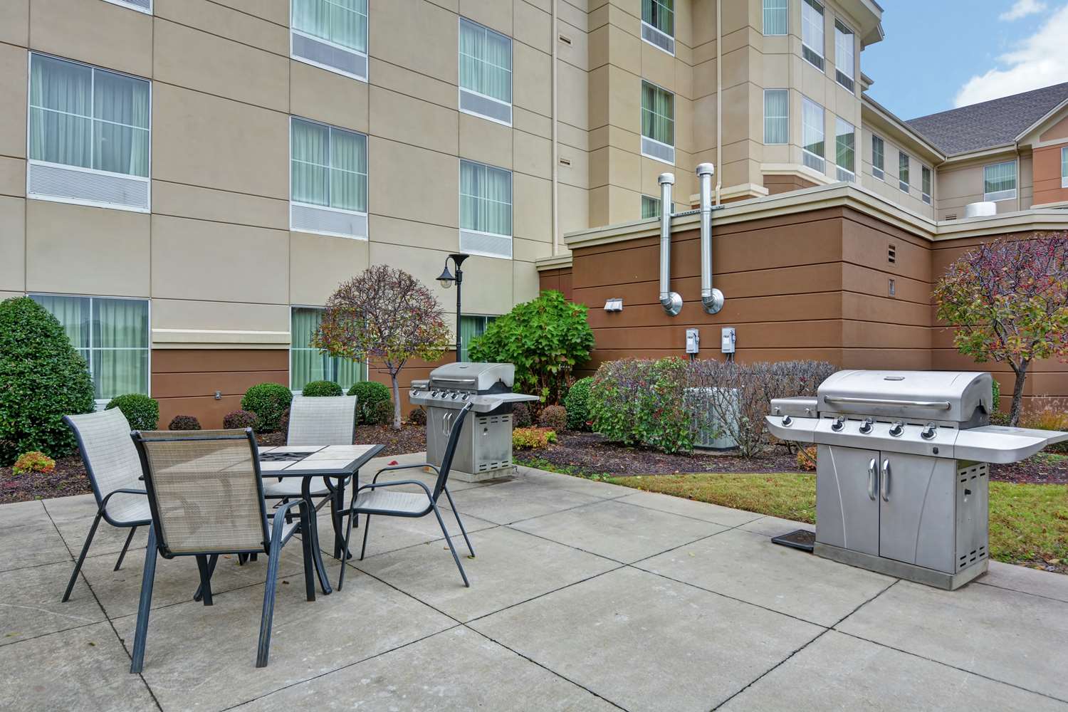 Homewood Suites by Hilton Fayetteville 2