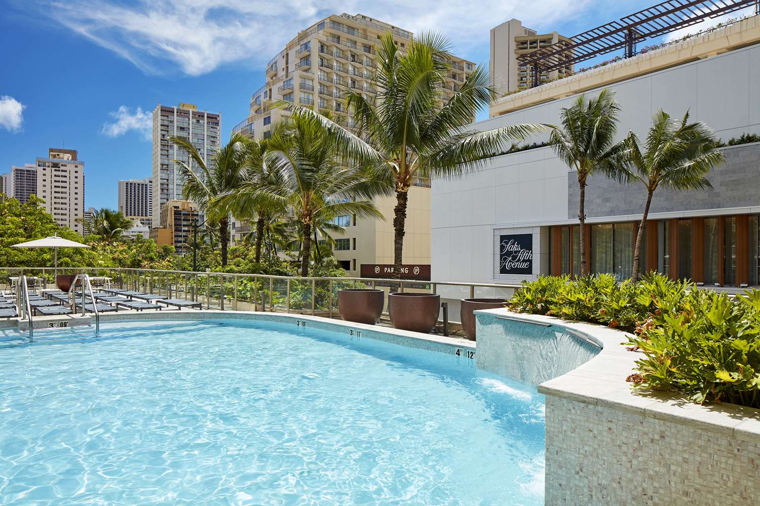 Hilton Garden Inn Waikiki Beach 1