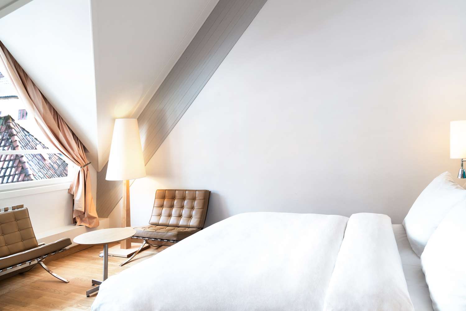 Superior Room with City View