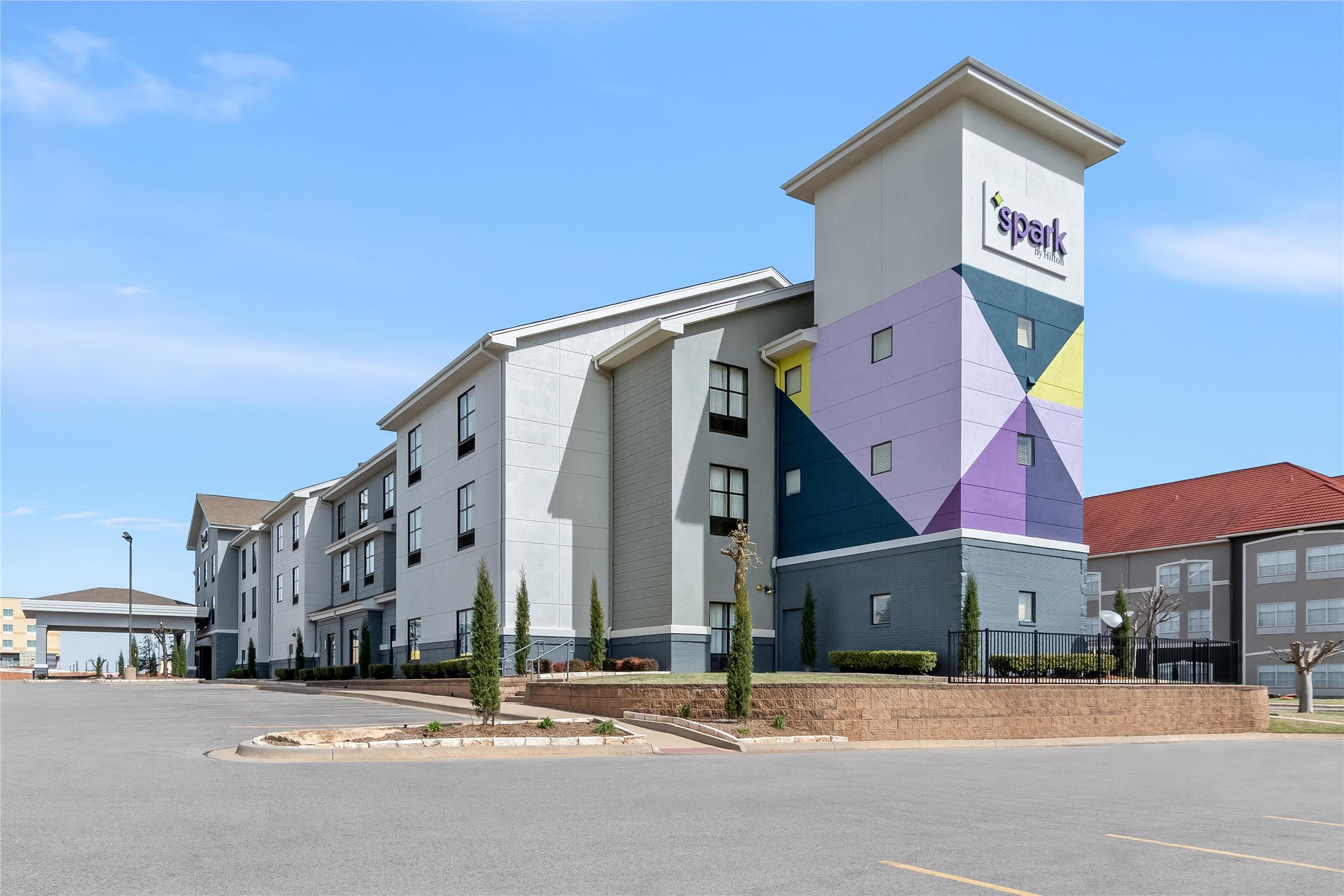 Spark by Hilton Shawnee 2