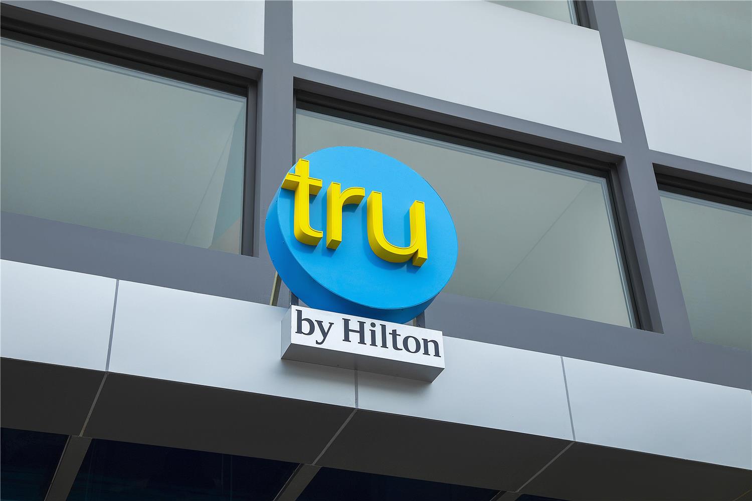 Tru by Hilton Hoa Binh City Centre 2