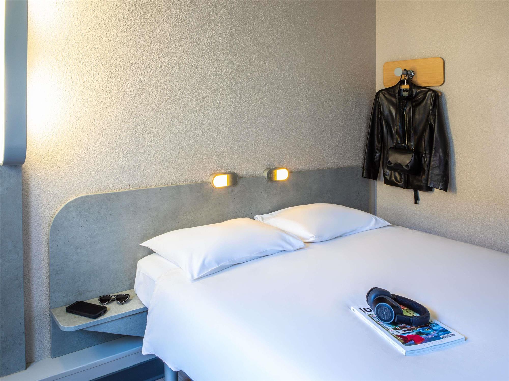 Double - room with a large bed for 2 people
