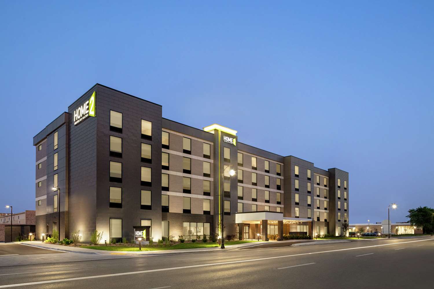 Home2 Suites By Hilton Milwaukee West 2