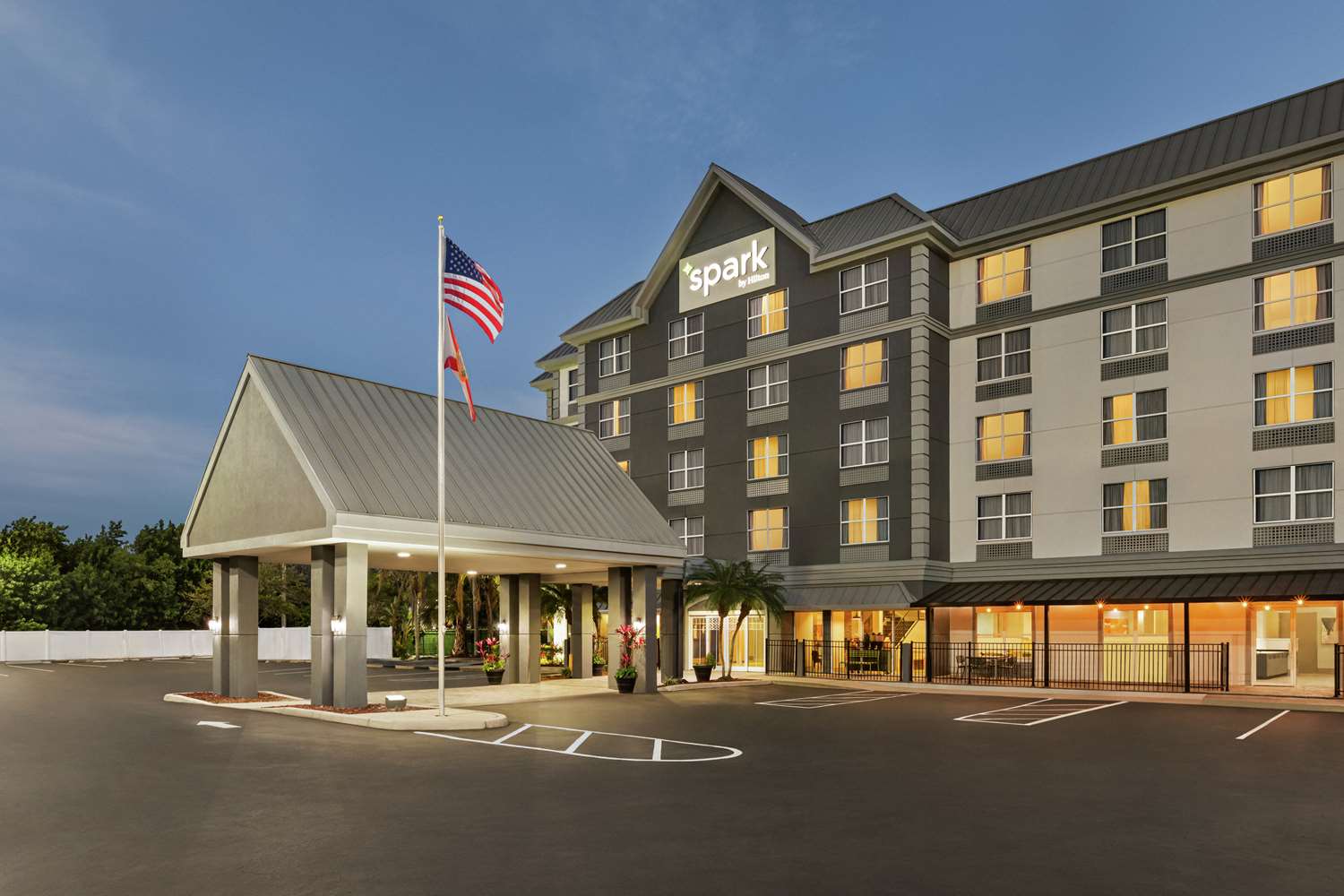 Spark by Hilton Orlando Universal Boulevard 2