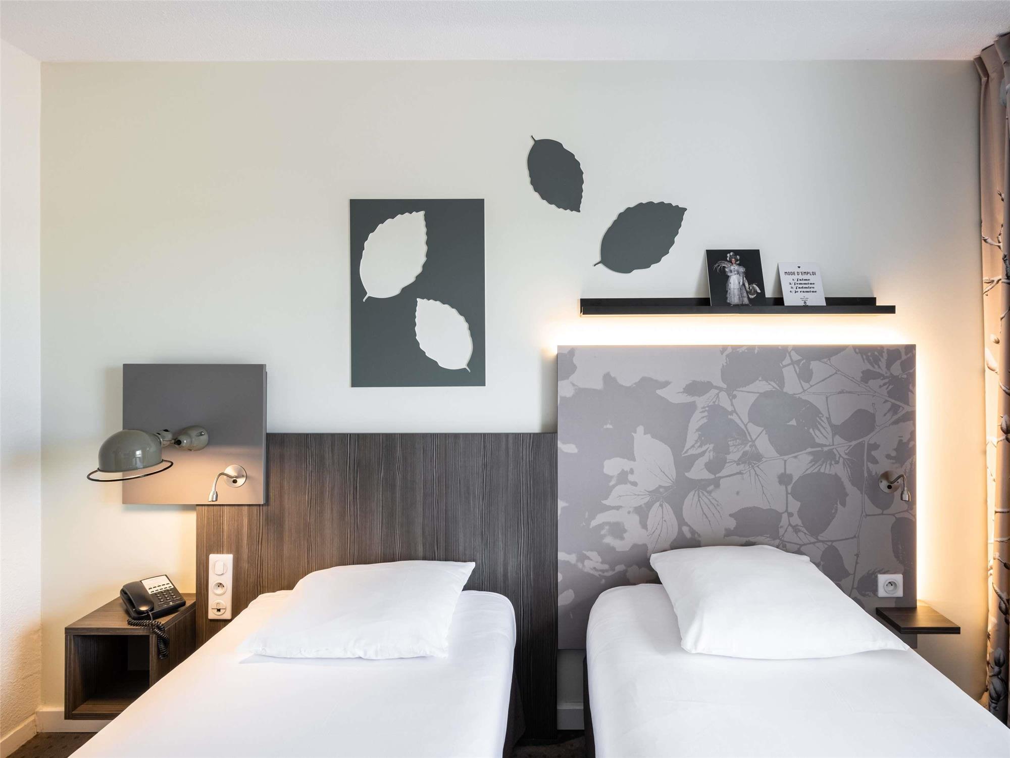 Suite, familiar