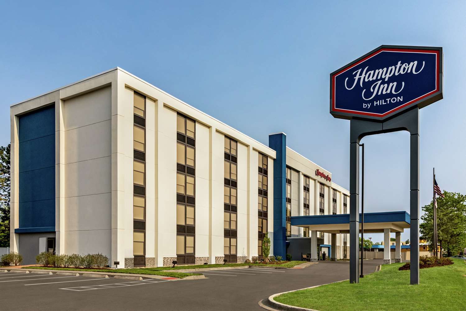 Hampton Inn Chicago-O'Hare International Airport 1