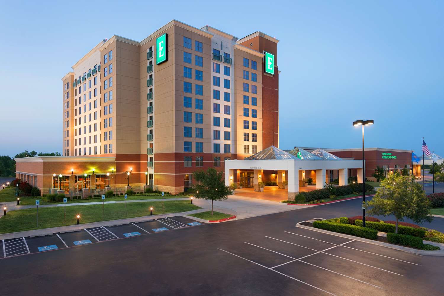 Embassy Suites by Hilton Norman Hotel & Conference Center 2