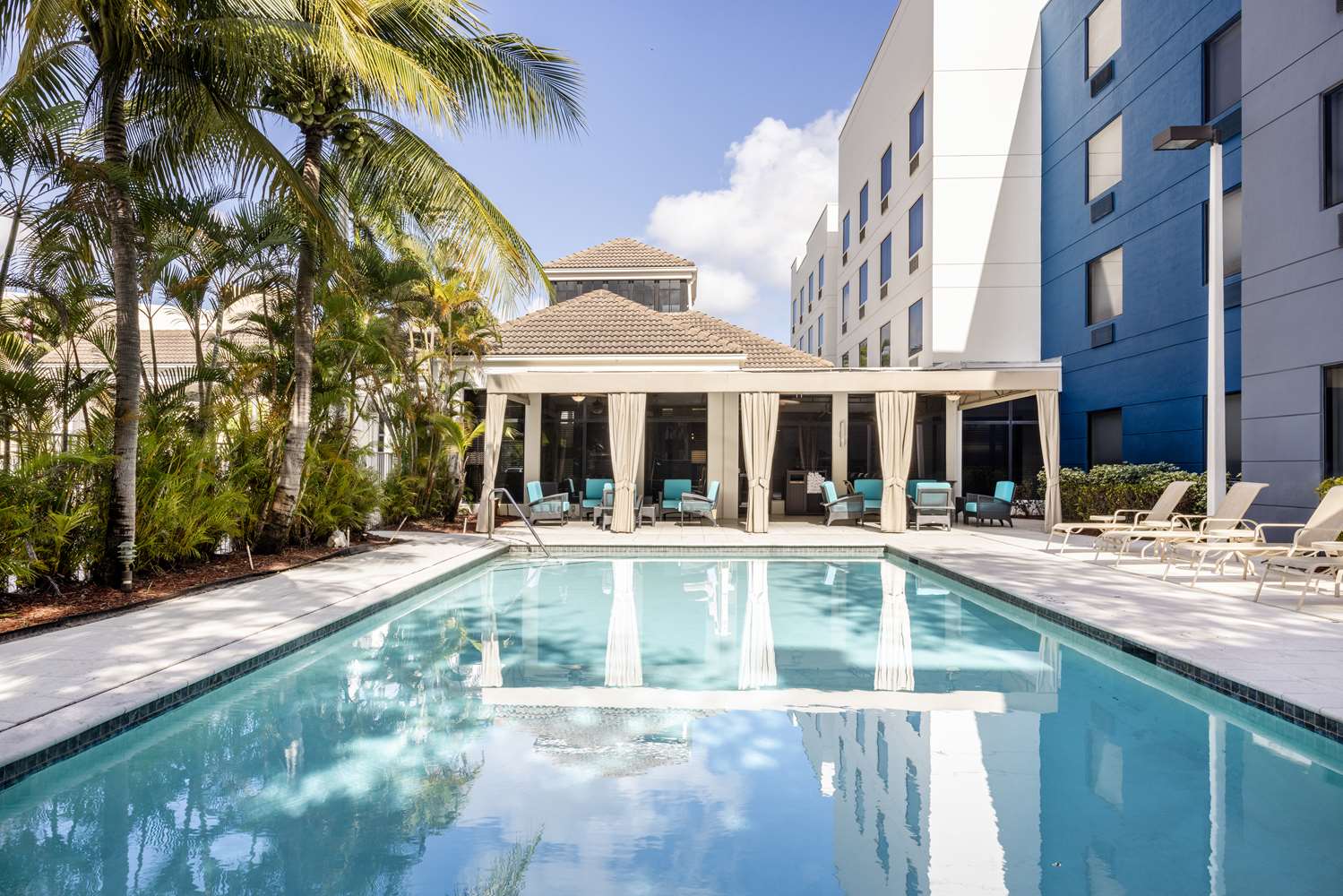 Hilton Garden Inn West Palm Beach Airport 1